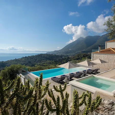 Villa Rachi Sea View White *