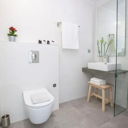 Rachi Sea View White Villa
